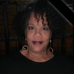 Meet your Posher, Carla